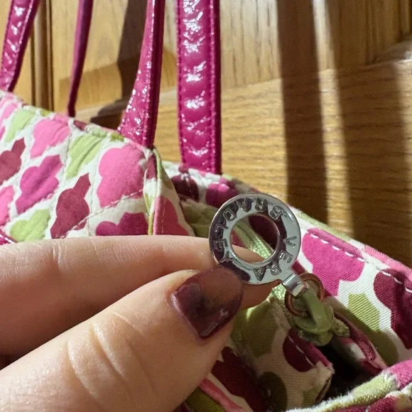 Vera Bradley Bag - Picture 8 of 8